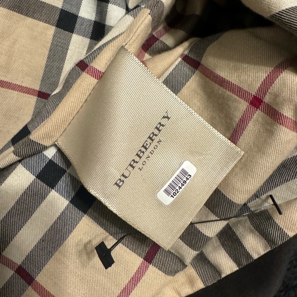 Burberry jacket - Picture 2 of 5